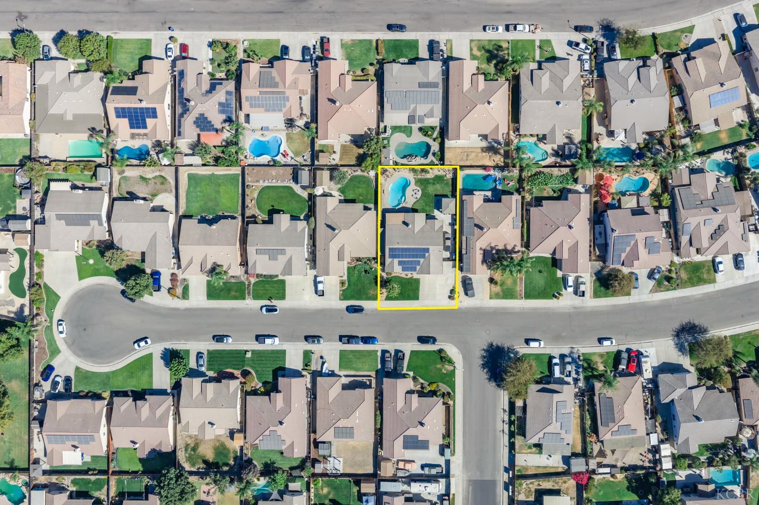2108 Franklin Way, Hanford, CA 93230