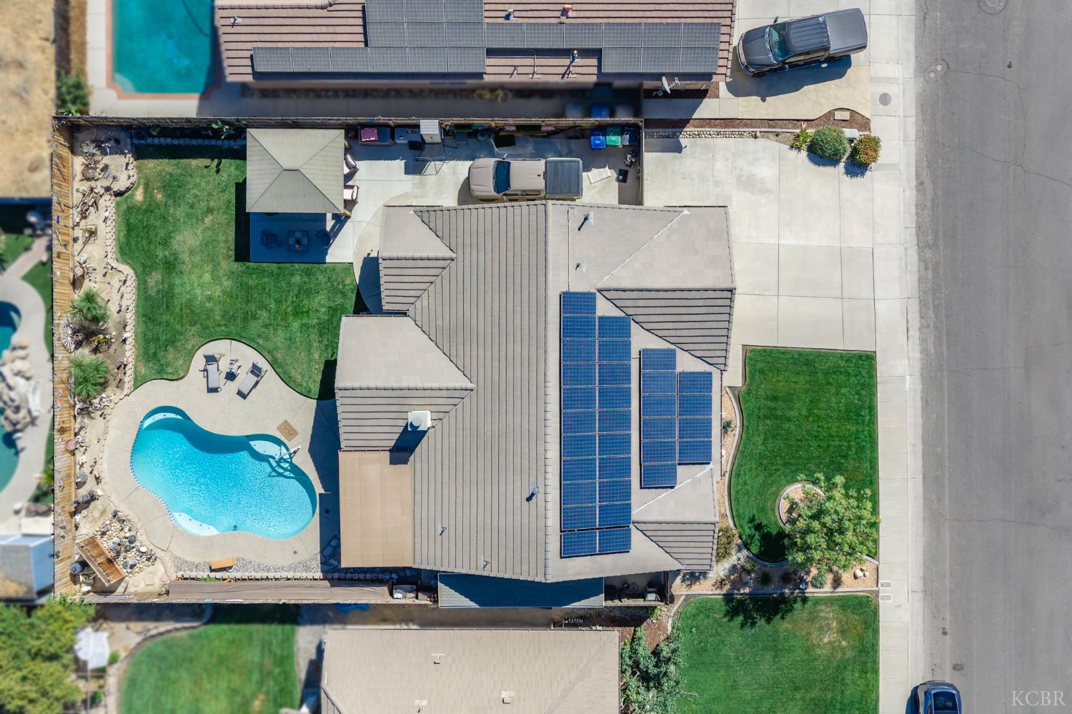 2108 Franklin Way, Hanford, CA 93230