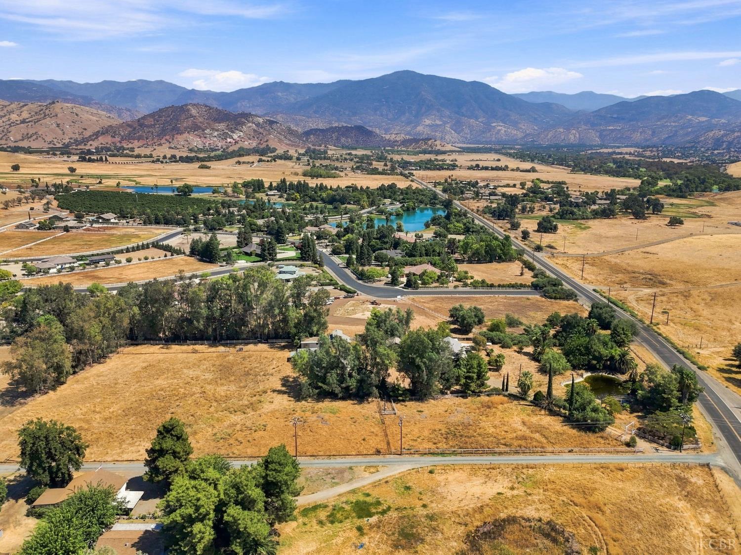 30764 Ave 176, Springville, CA 93265