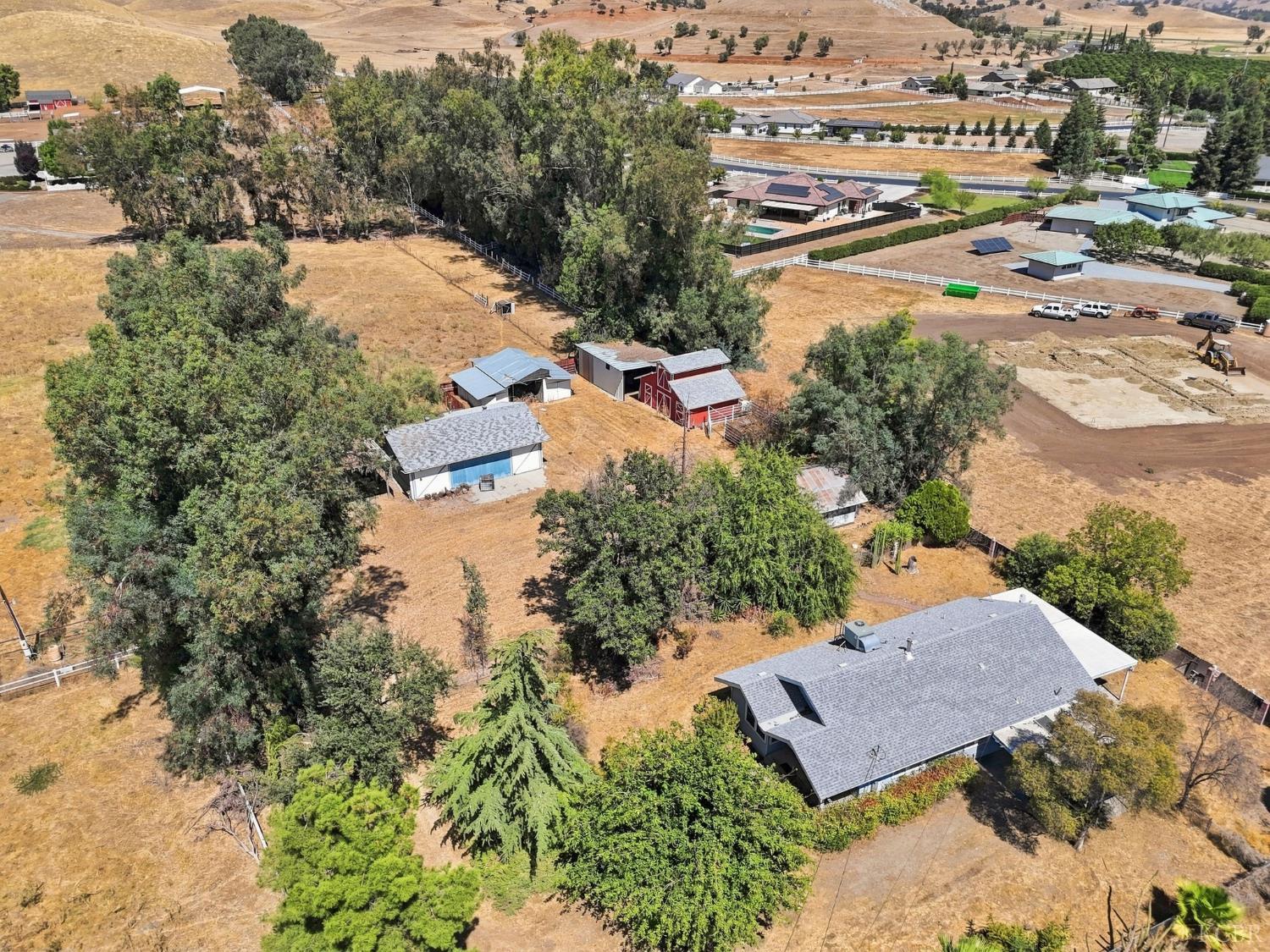 30764 Ave 176, Springville, CA 93265