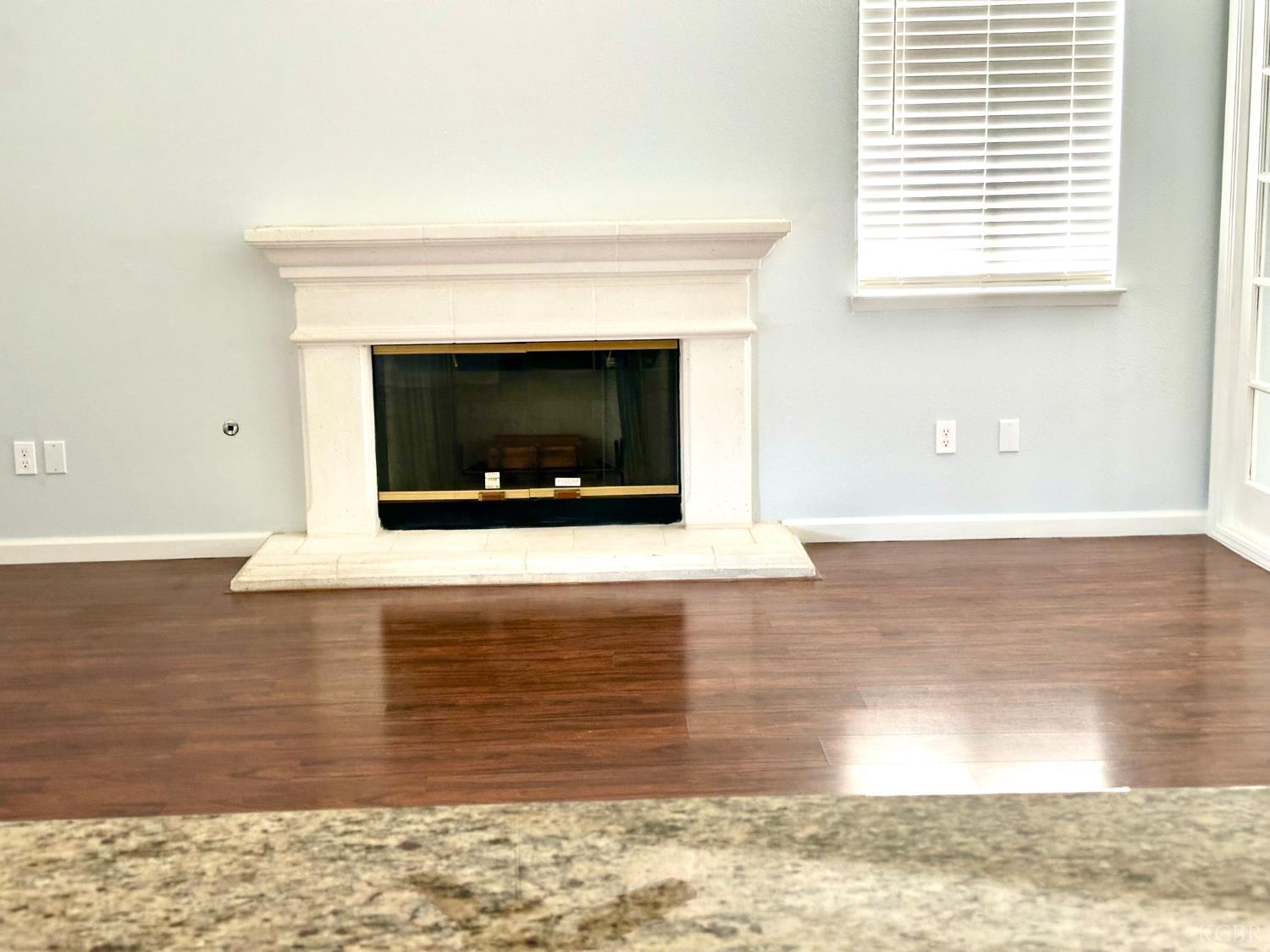 785 Heath Ct, Lemoore, CA 93245