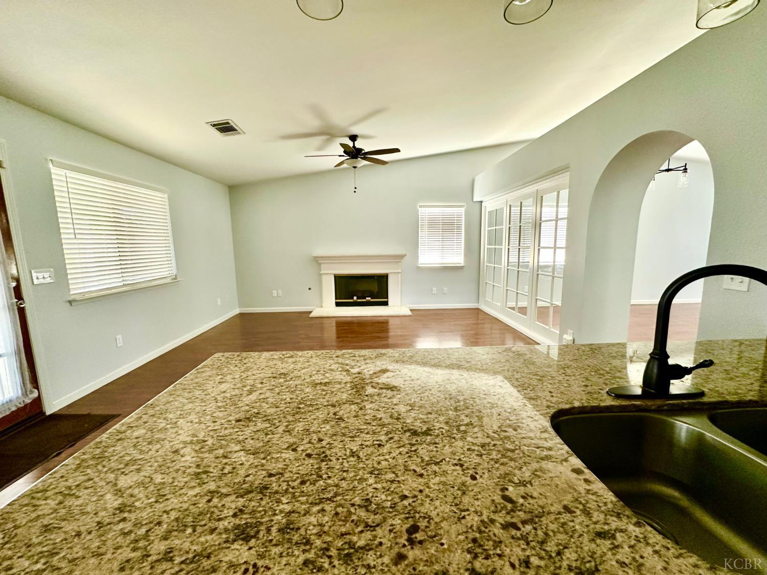 785 Heath Ct, Lemoore, CA 93245