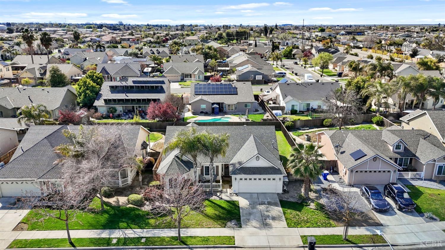 1113 Avalon Dr, Lemoore, CA 93245