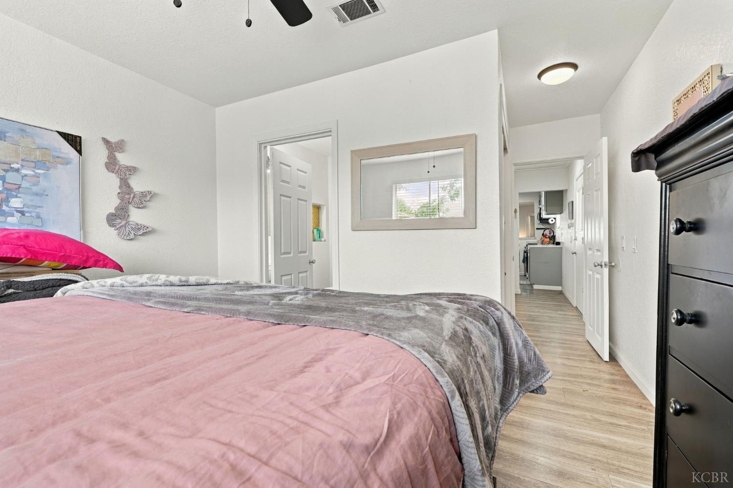 405 Neville St, Hanford, CA 93230