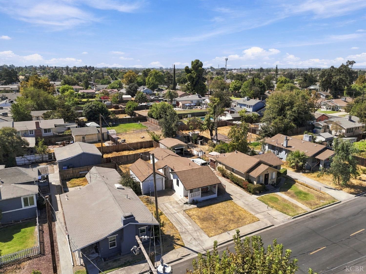 405 Neville St, Hanford, CA 93230