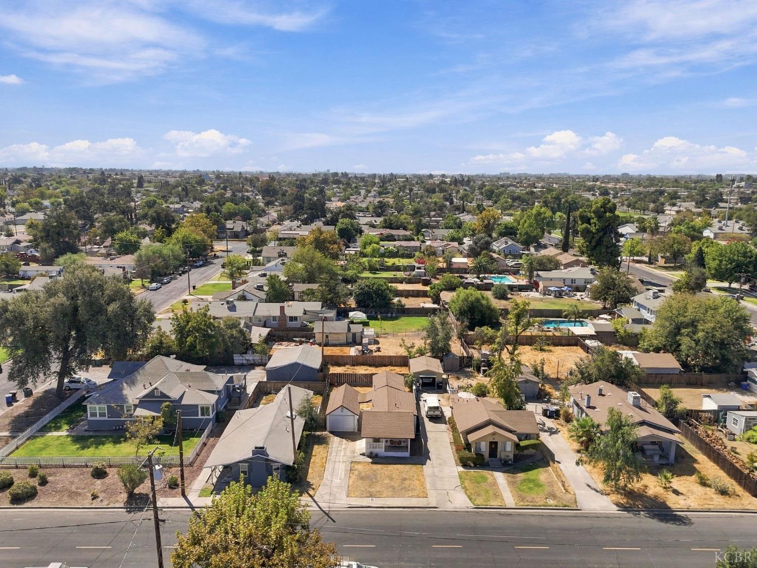 405 Neville St, Hanford, CA 93230