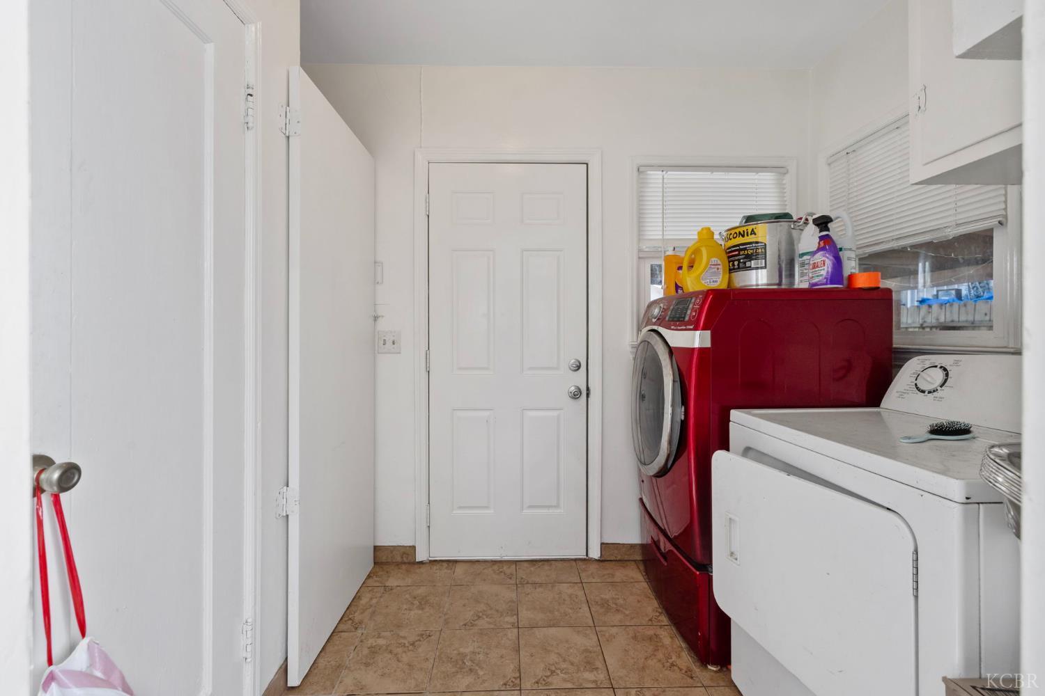 329 E Fedora Ave, Fresno, CA 93704