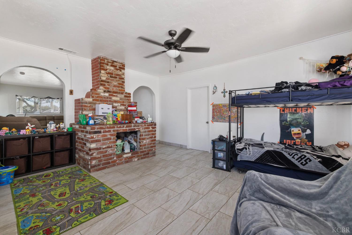 329 E Fedora Ave, Fresno, CA 93704