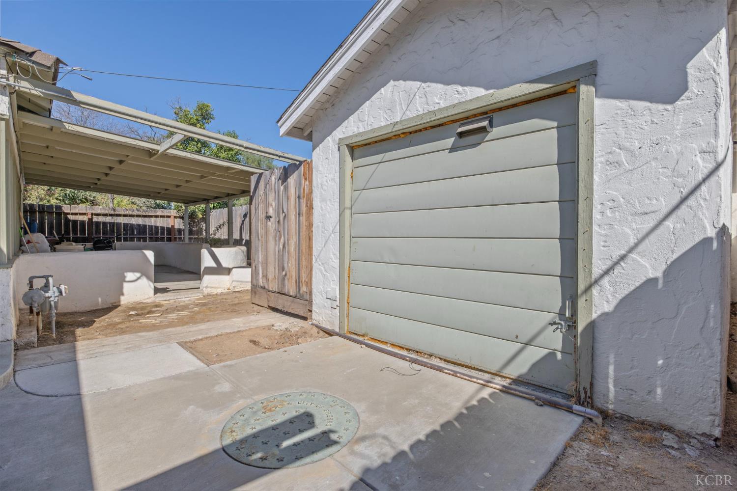 329 E Fedora Ave, Fresno, CA 93704