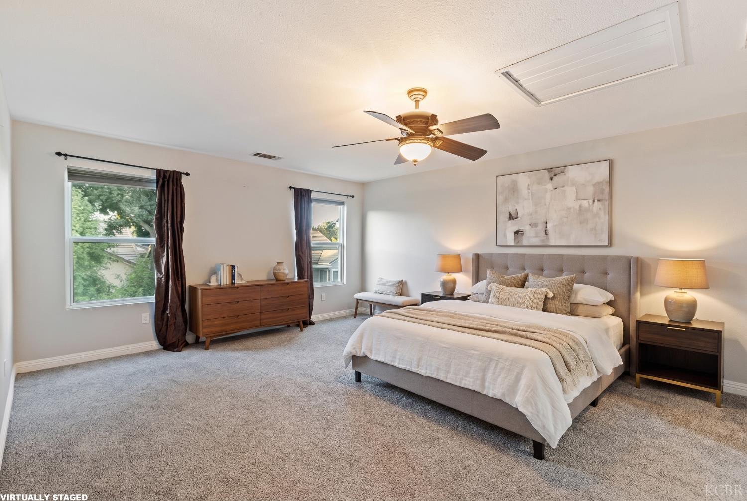 914 W Russell Ave, Visalia, CA 93277
