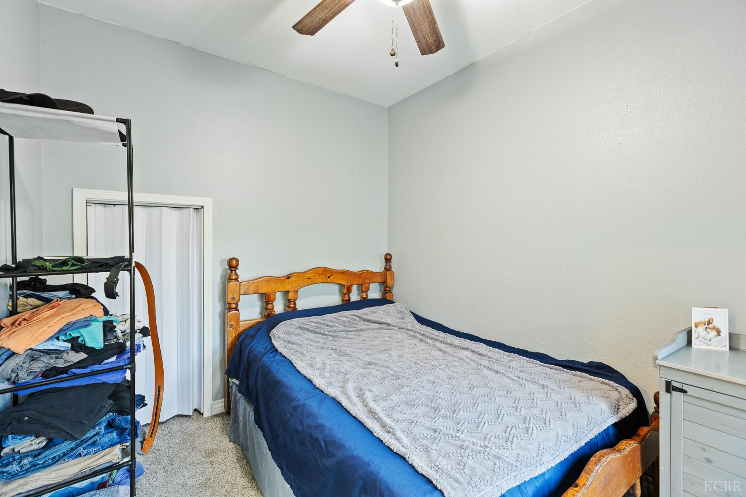 914 W Russell Ave, Visalia, CA 93277