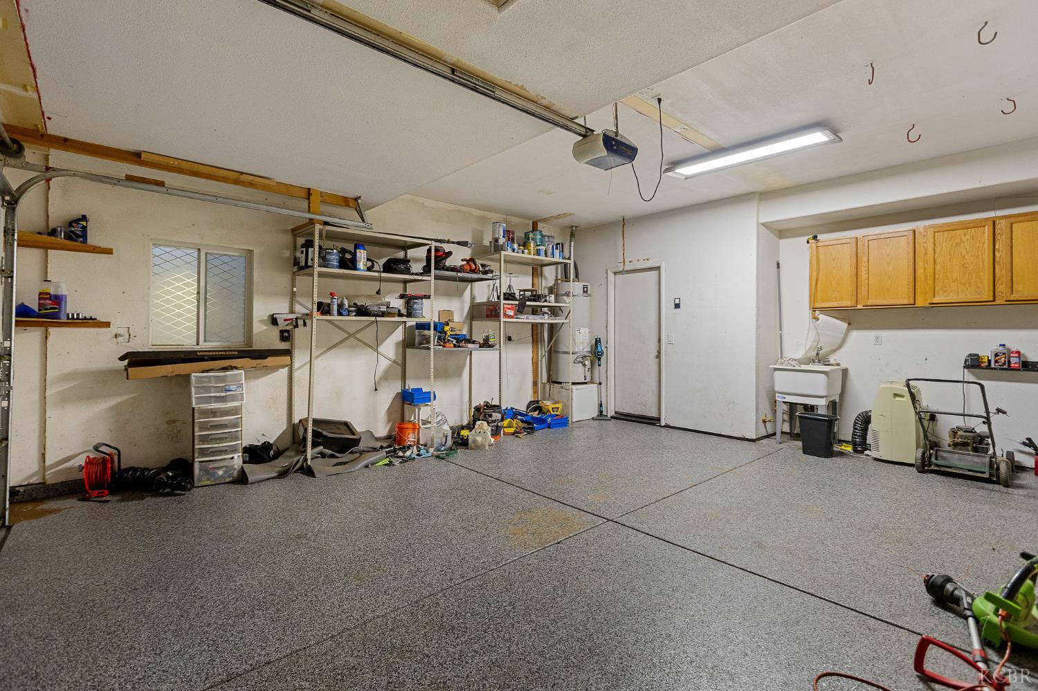 914 W Russell Ave, Visalia, CA 93277