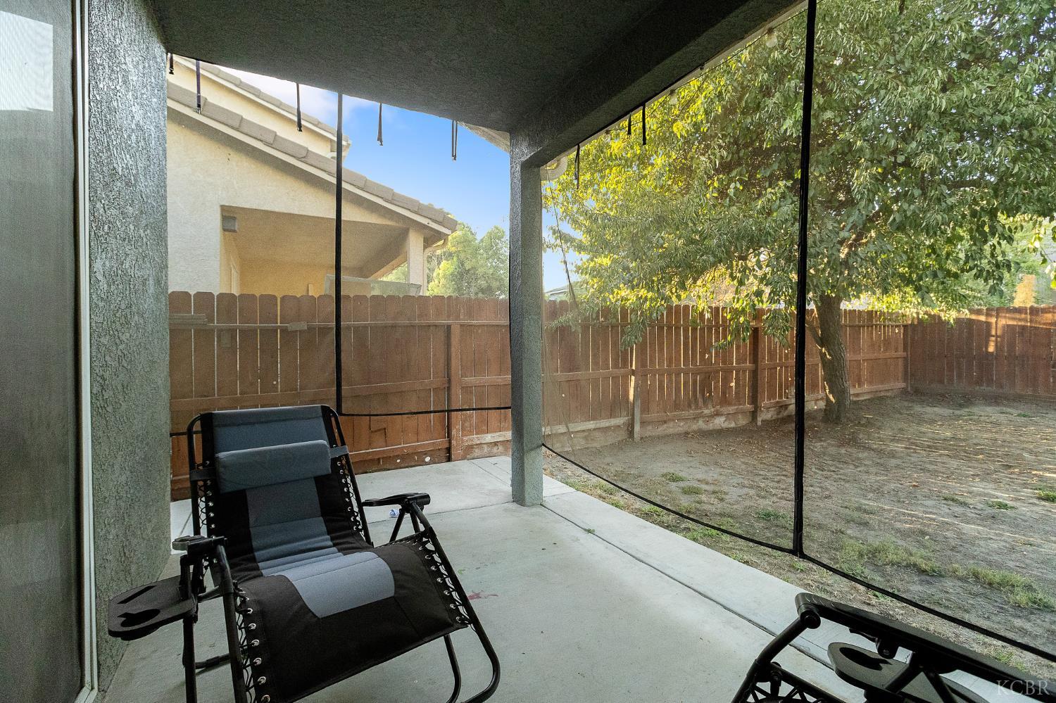914 W Russell Ave, Visalia, CA 93277