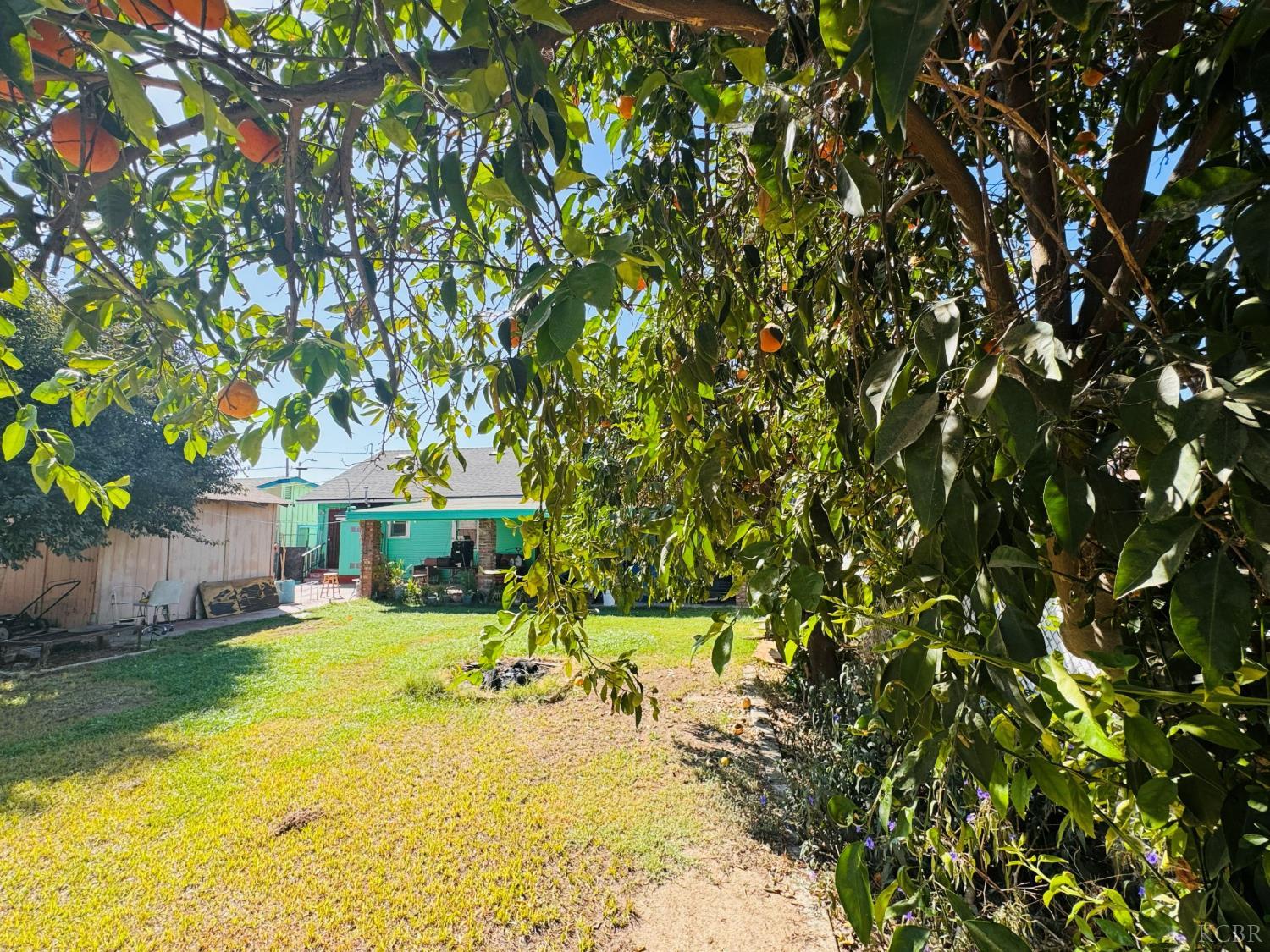 232 E Sweet Ave, Visalia, CA 93291