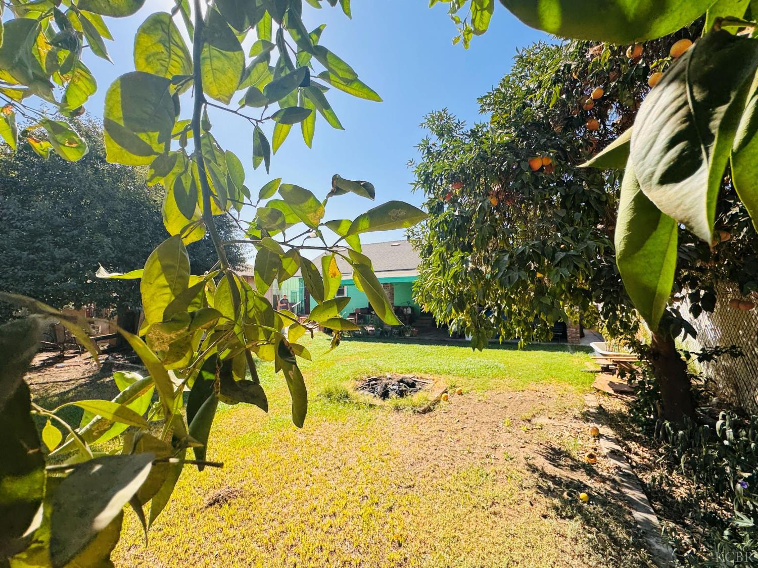 232 E Sweet Ave, Visalia, CA 93291