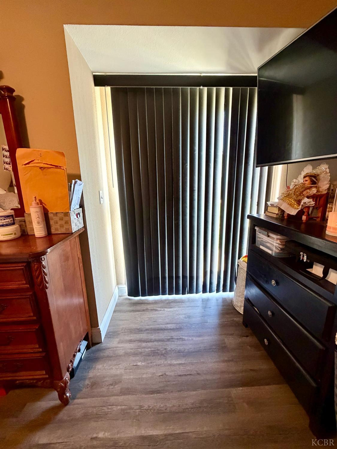 2265 Knowlwood Ct, Hanford, CA 93230