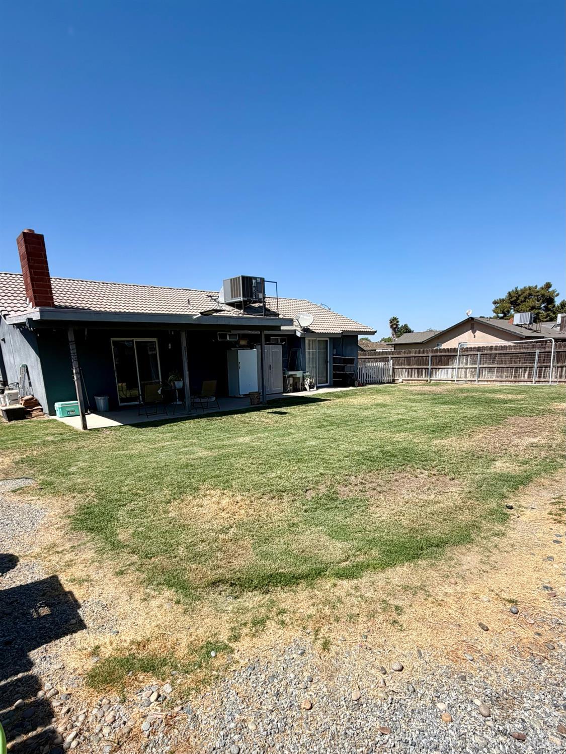 2265 Knowlwood Ct, Hanford, CA 93230