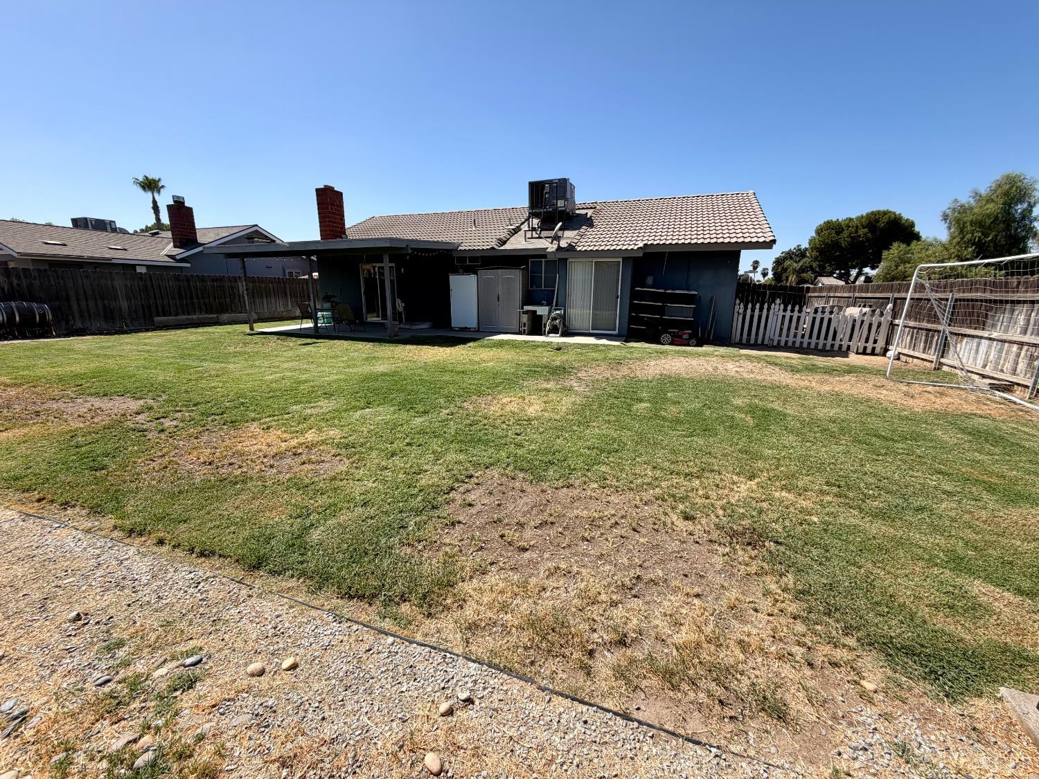 2265 Knowlwood Ct, Hanford, CA 93230