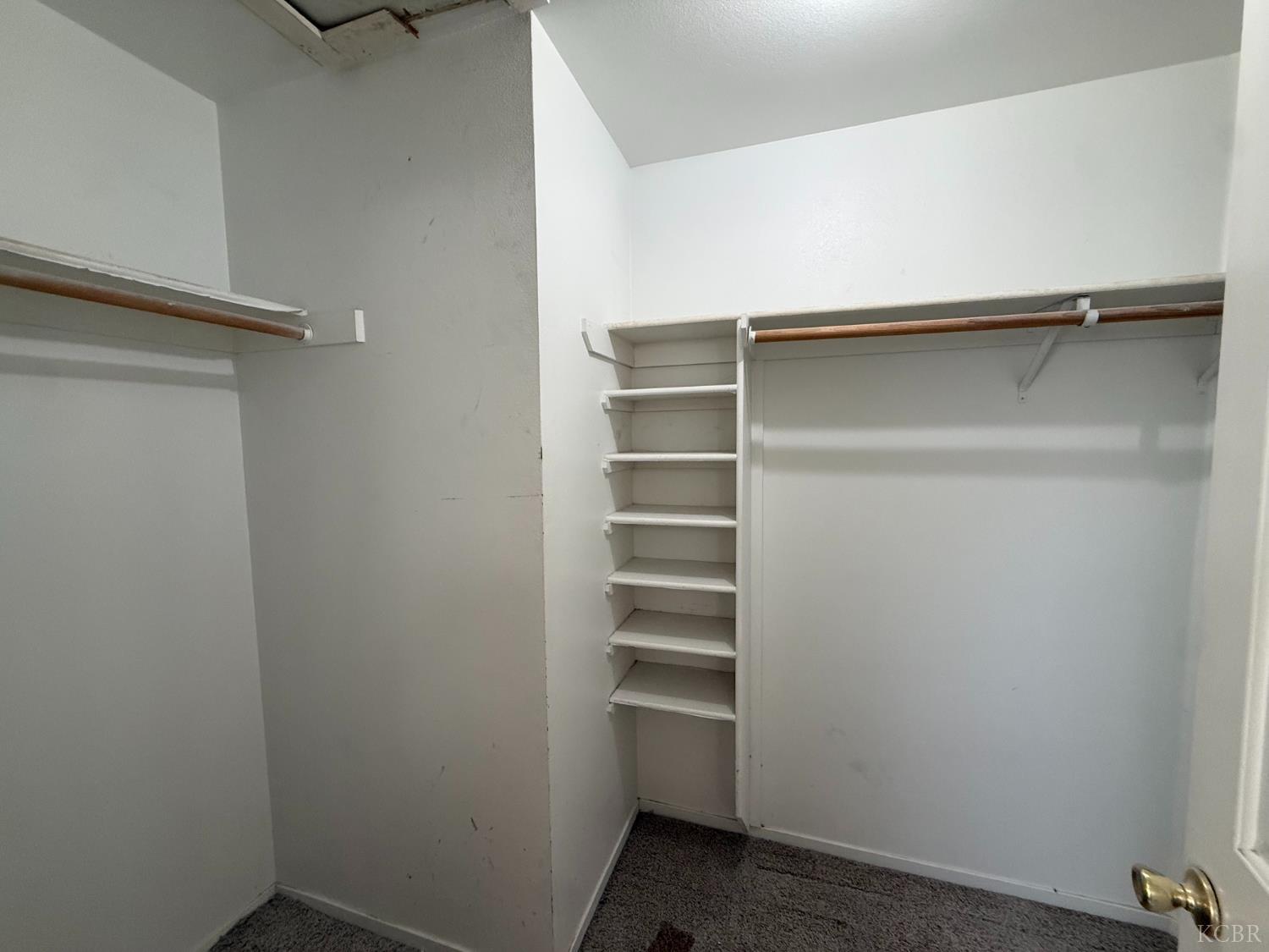 2350 Stratford Way, Hanford, CA 93230
