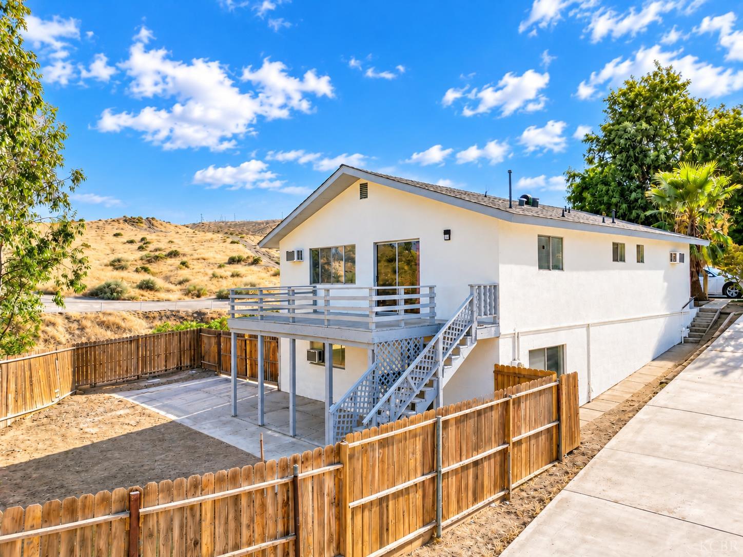 522 Garfield Ave, Taft, CA 93268