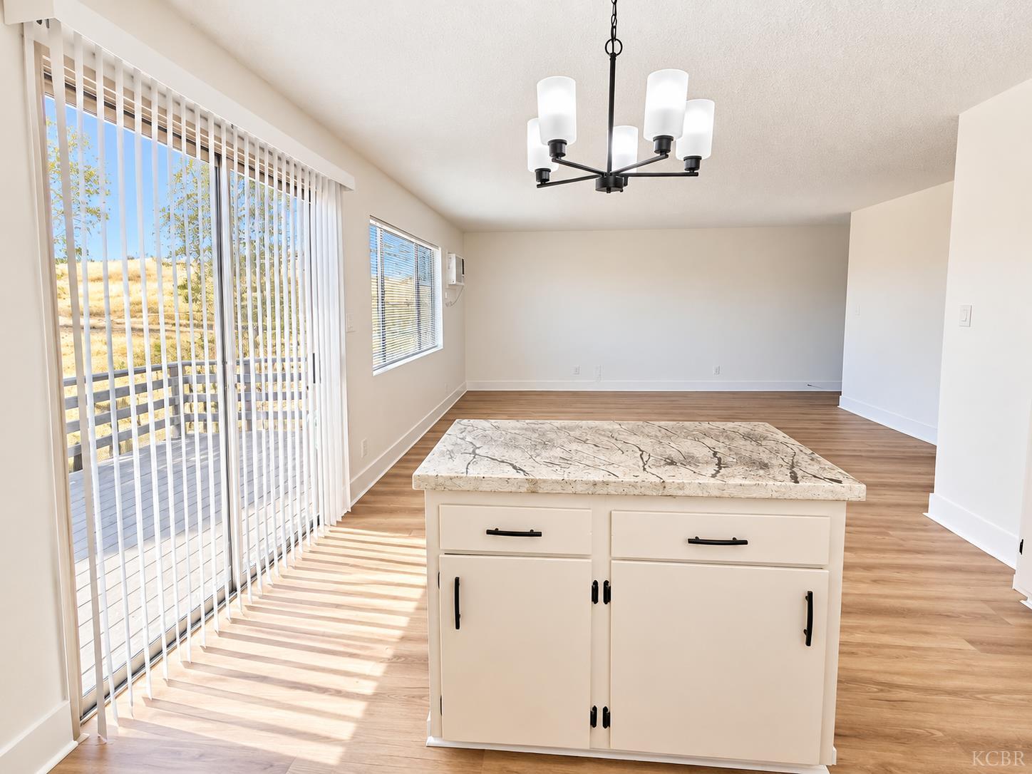 522 Garfield Ave, Taft, CA 93268