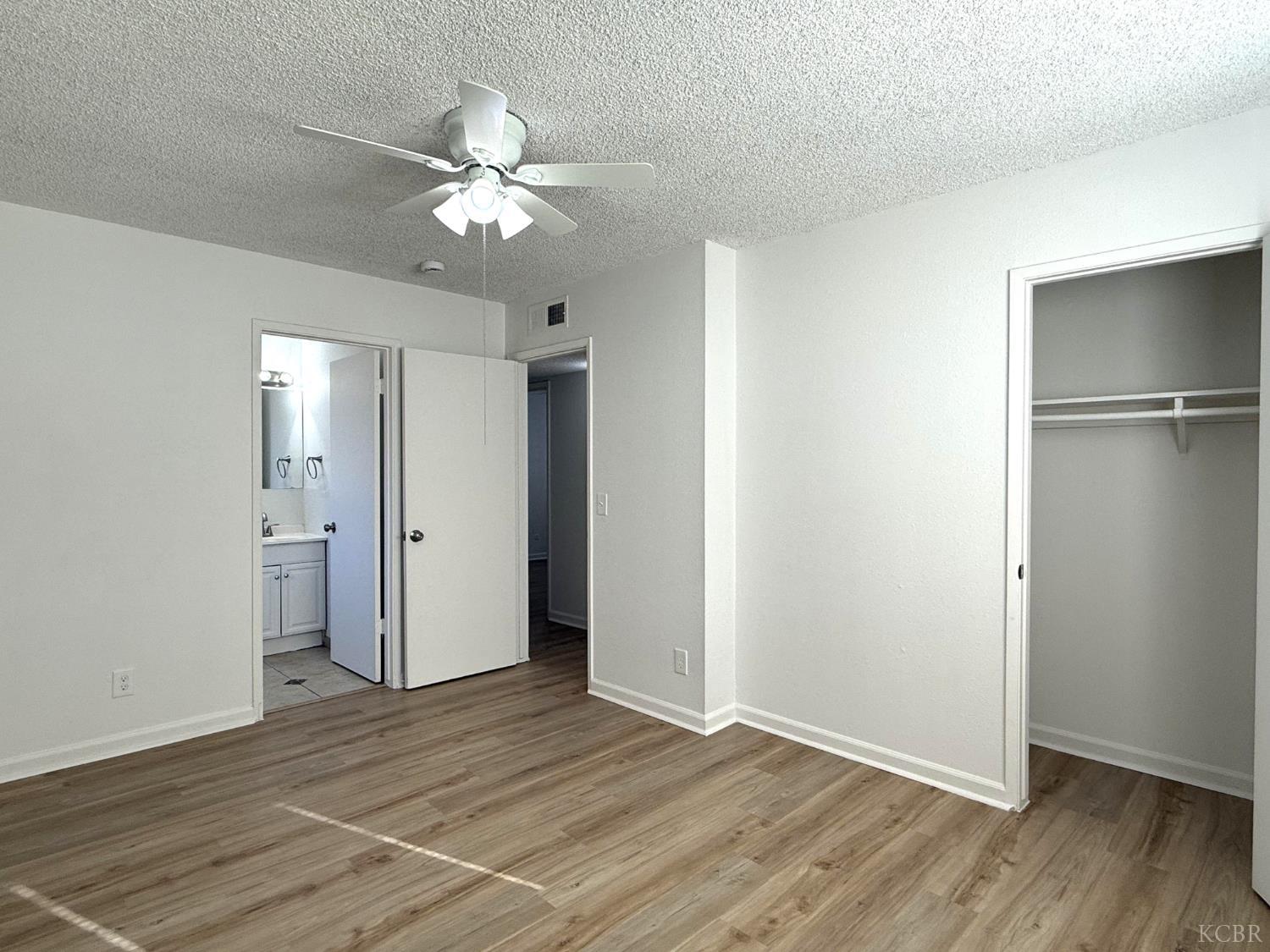 1105 N Thorne Ave, Fresno, CA 93728