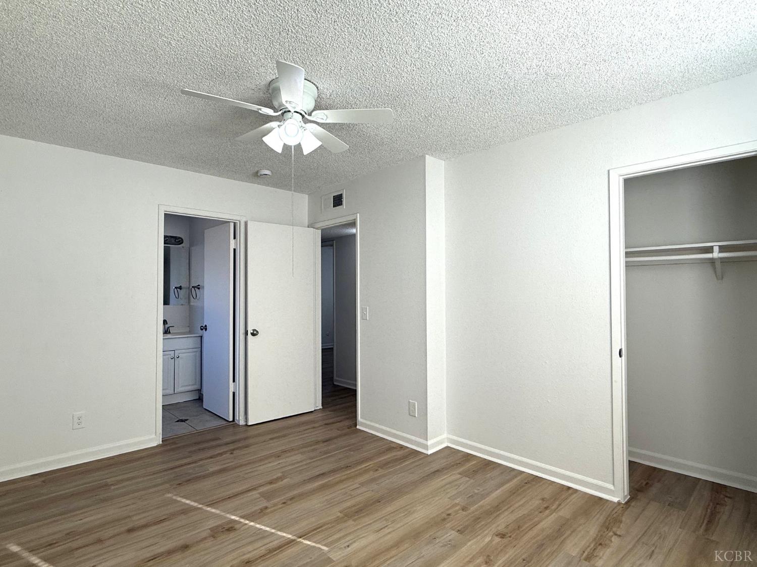 1105 N Thorne Ave, Fresno, CA 93728