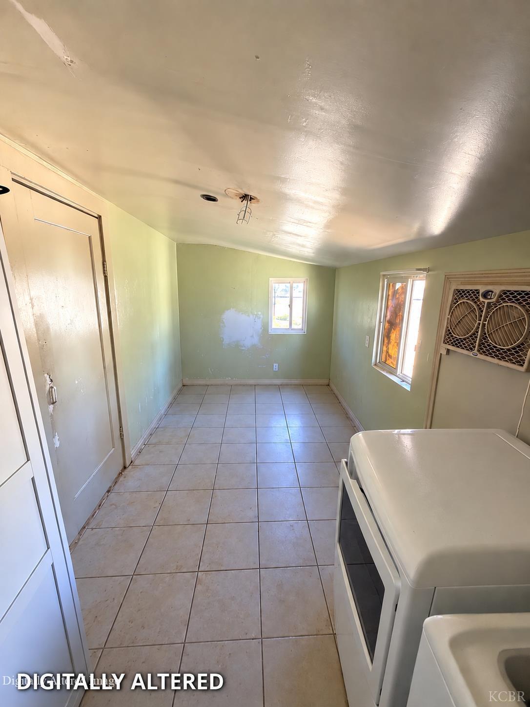 605 E Stanislaus St, Avenal, CA 93204
