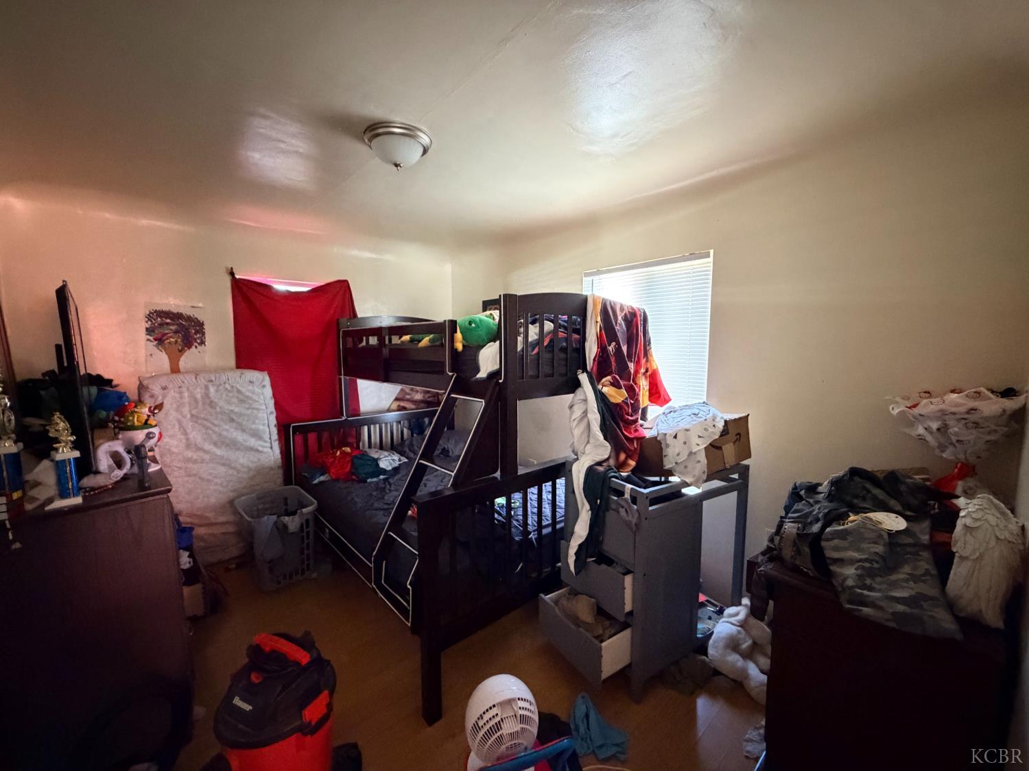 605 E Stanislaus St, Avenal, CA 93204