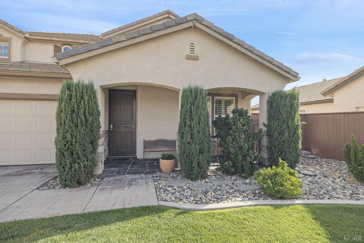 1315 Acres Way, Hanford, CA 93230