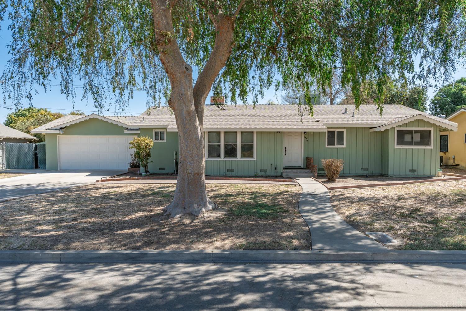 2335 N Douty St, Hanford, CA 93230