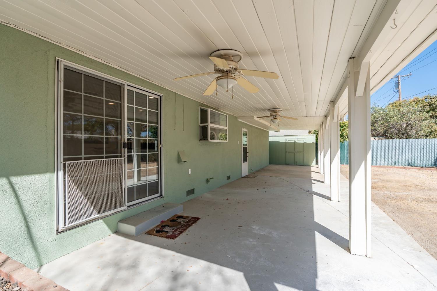 2335 N Douty St, Hanford, CA 93230