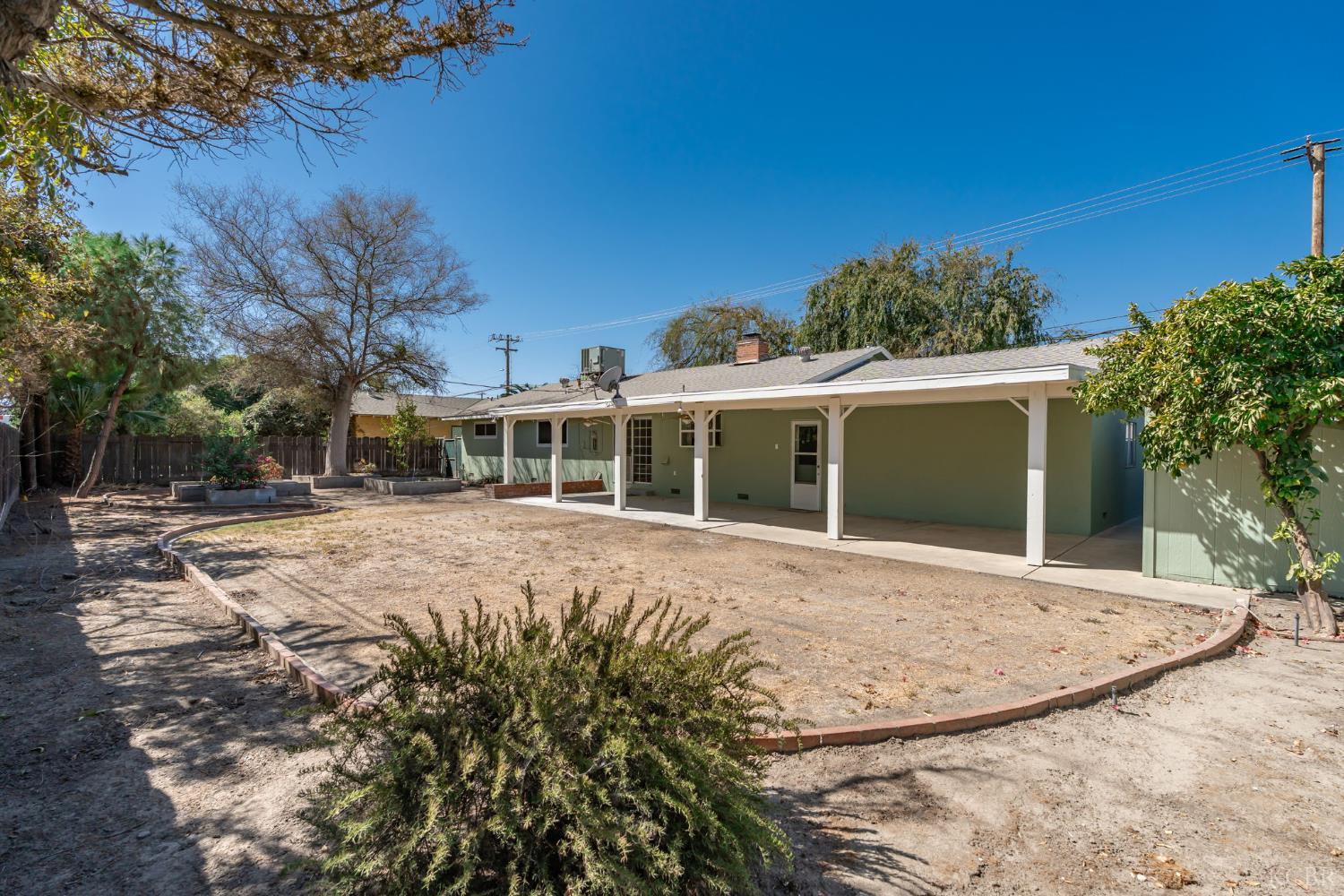 2335 N Douty St, Hanford, CA 93230