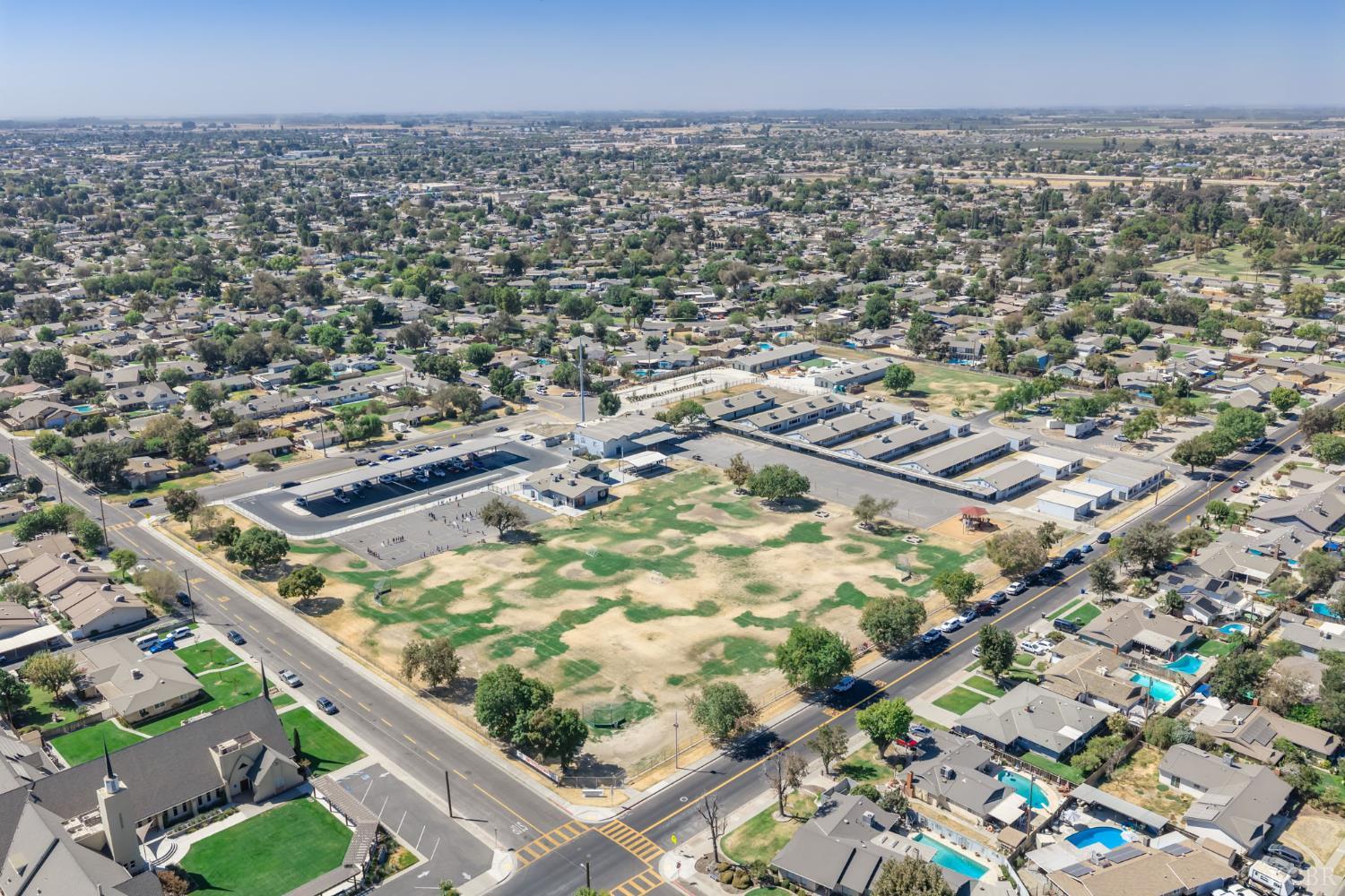 2335 N Douty St, Hanford, CA 93230