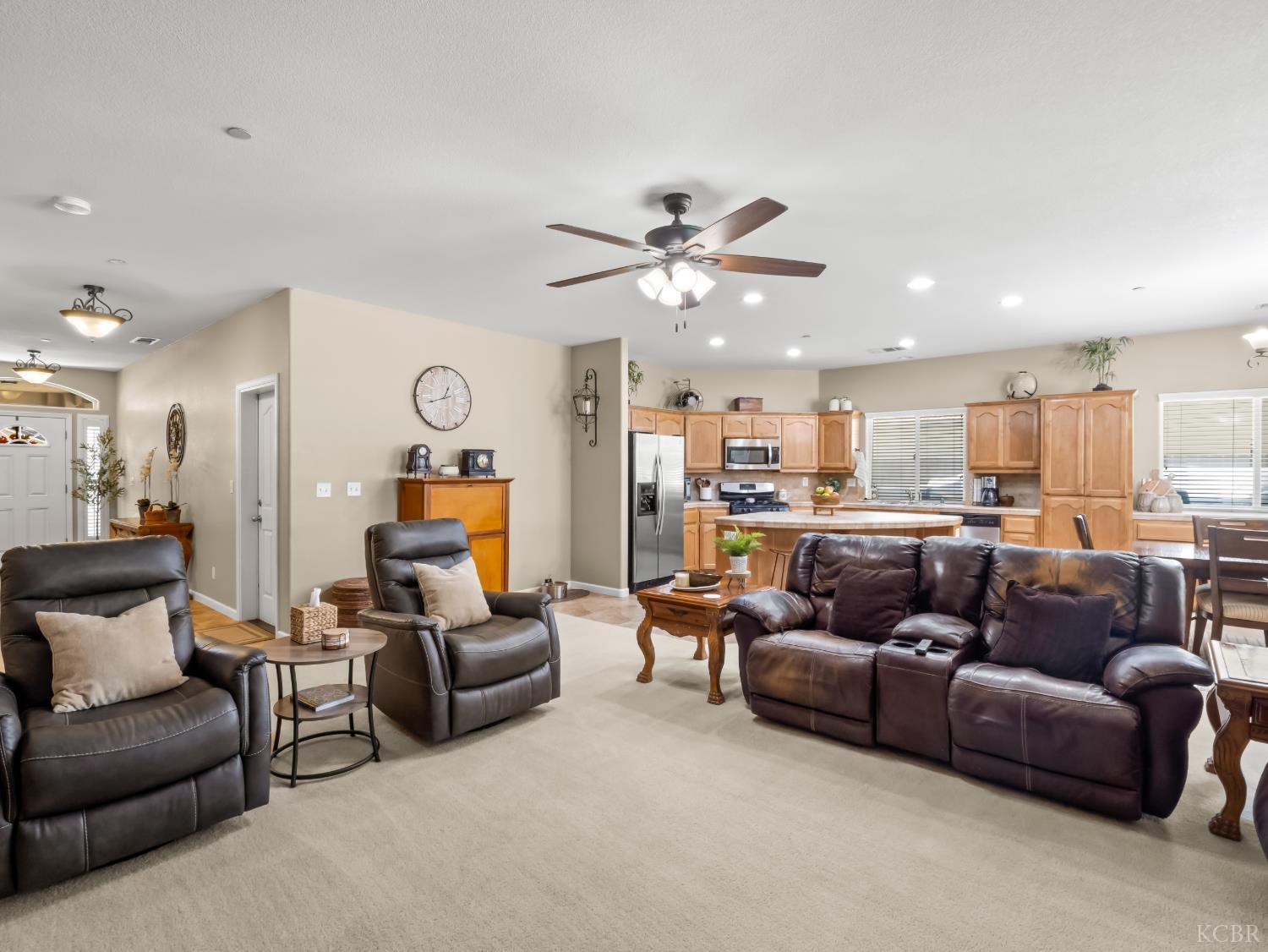 1608 Morro Ln, Lemoore, CA 93245