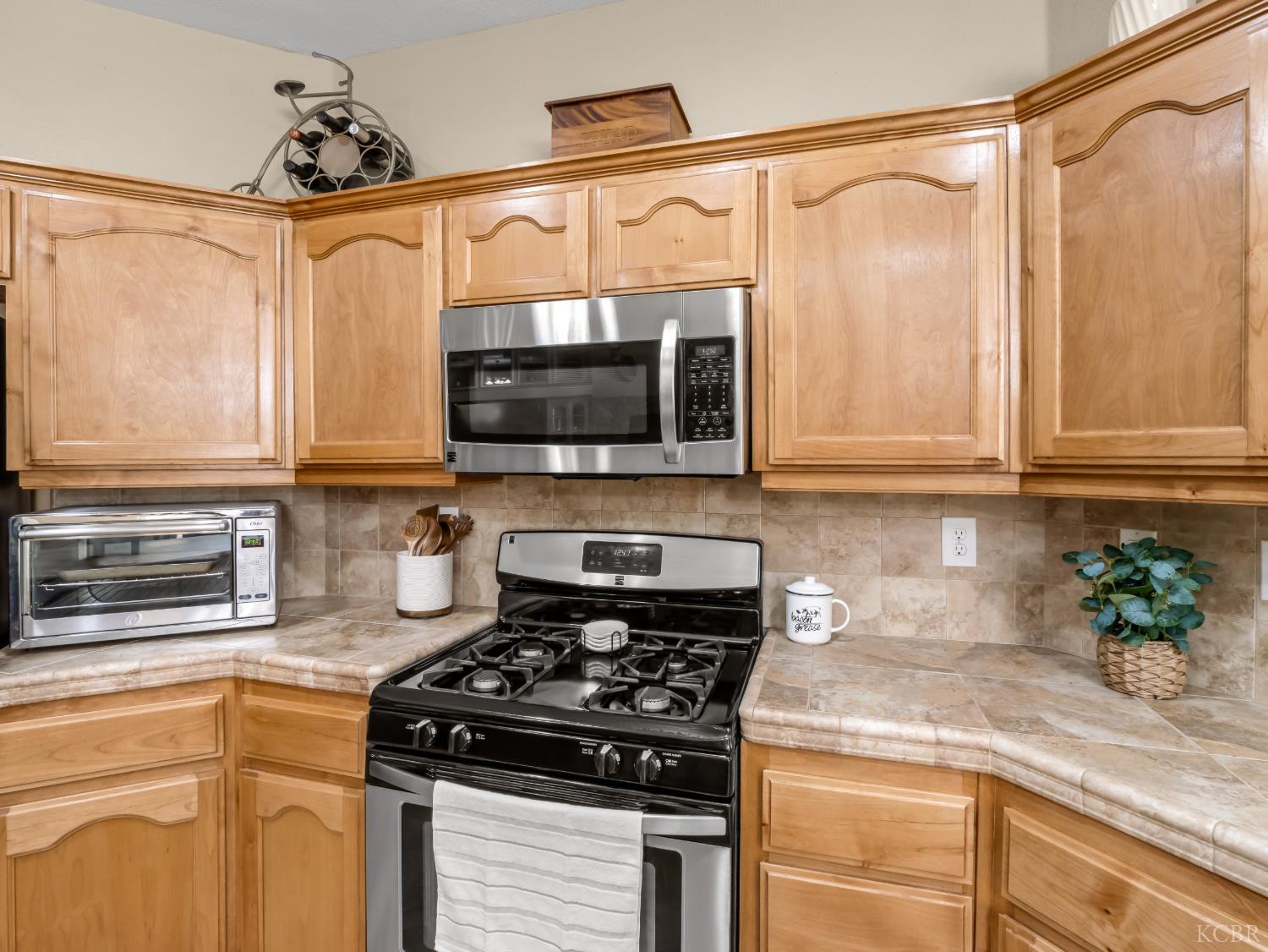 1608 Morro Ln, Lemoore, CA 93245