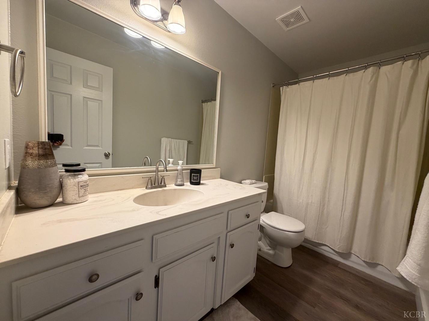 3215 Miramonte Ave, Clovis, CA 93611