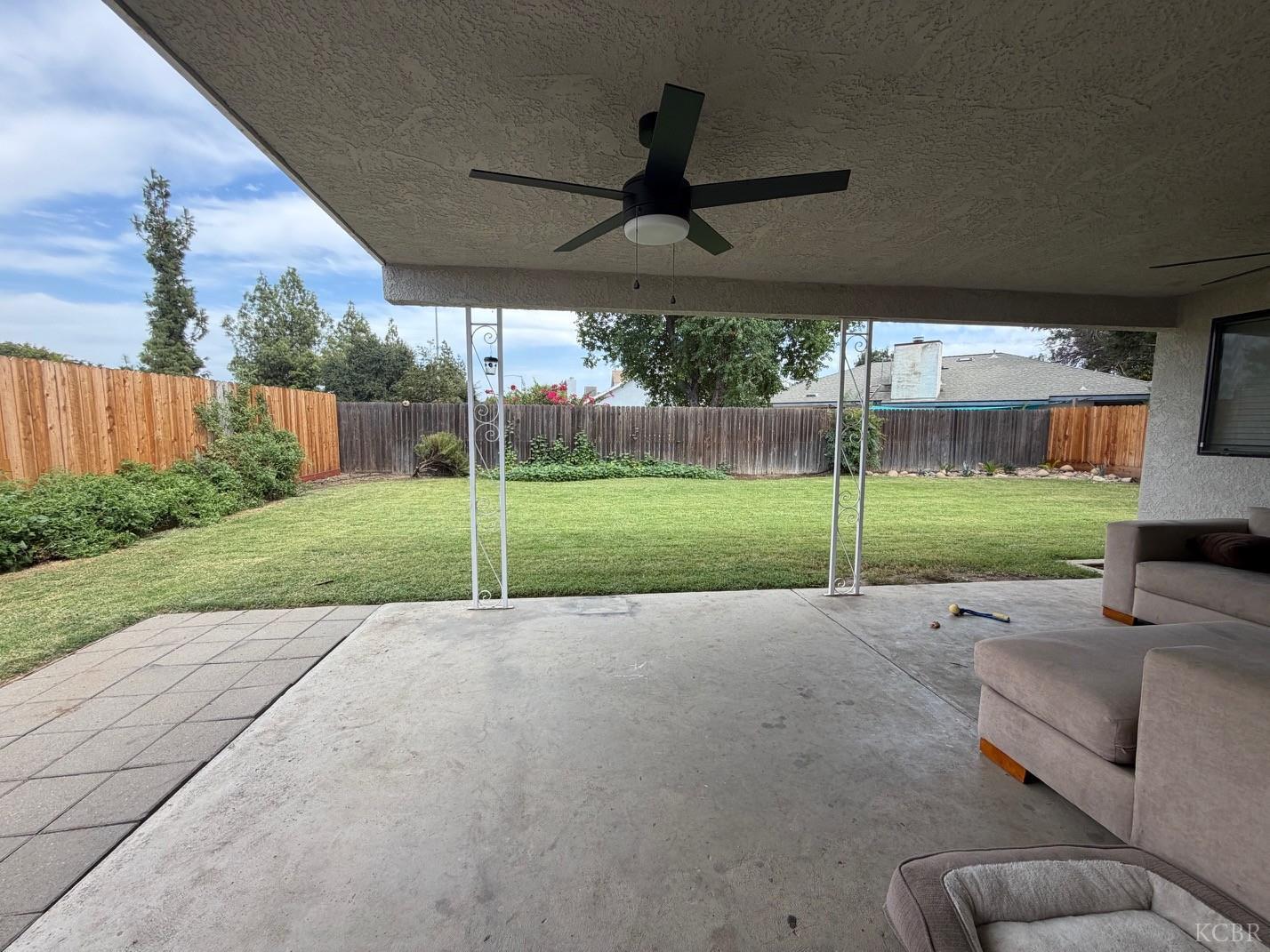 3215 Miramonte Ave, Clovis, CA 93611