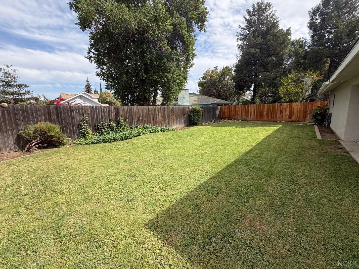 3215 Miramonte Ave, Clovis, CA 93611