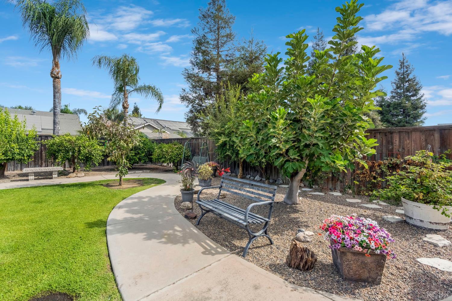 5018 W Modoc Ave, Visalia, CA 93291