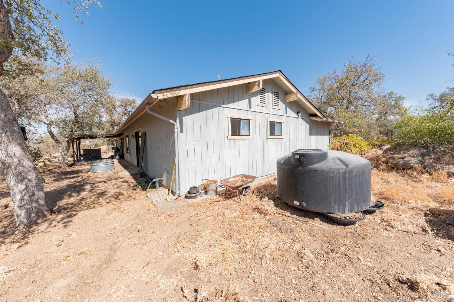 32838 Water Gulch Rd, Coarsegold, CA 93614