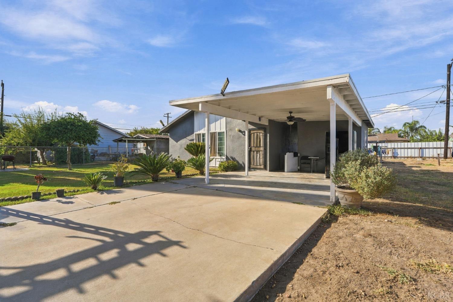 16420 Hudson Ave, Tulare, CA 93274