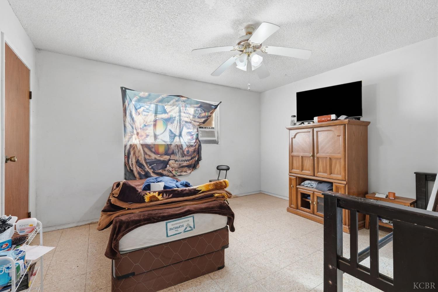 16420 Hudson Ave, Tulare, CA 93274