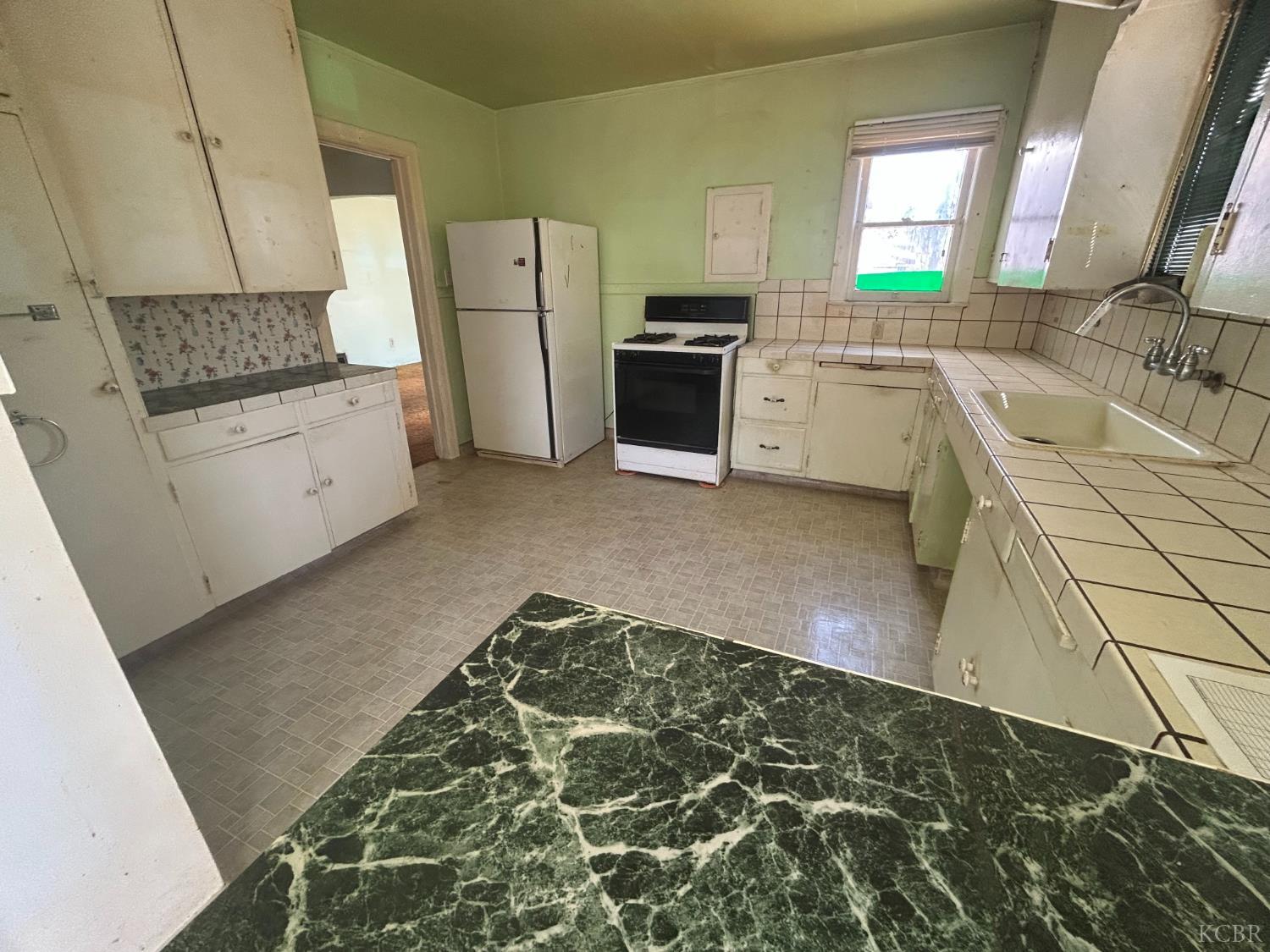 1505 Hall Ave, Corcoran, CA 93212