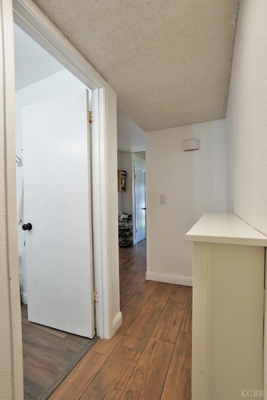 641 Meadow Ln, Lemoore, CA 93245