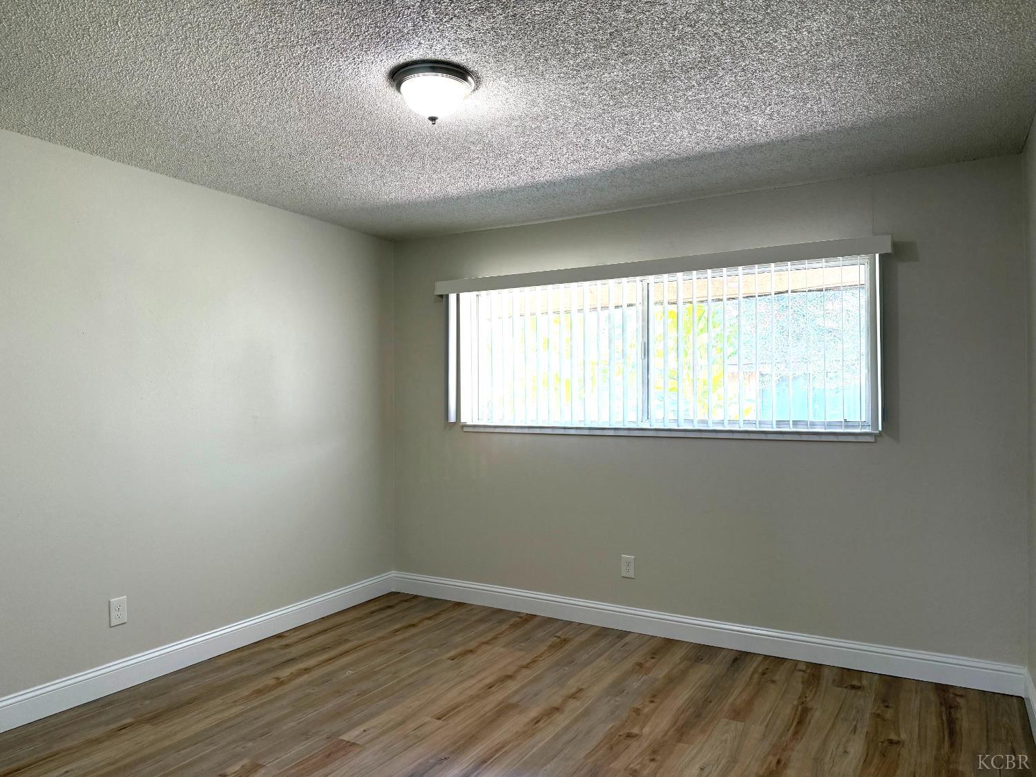 3725 N Fruit Ave, Fresno, CA 93705