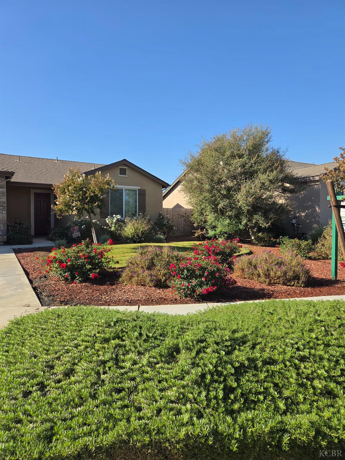 1317 W Kenny Thompson, Hanford, CA 93230