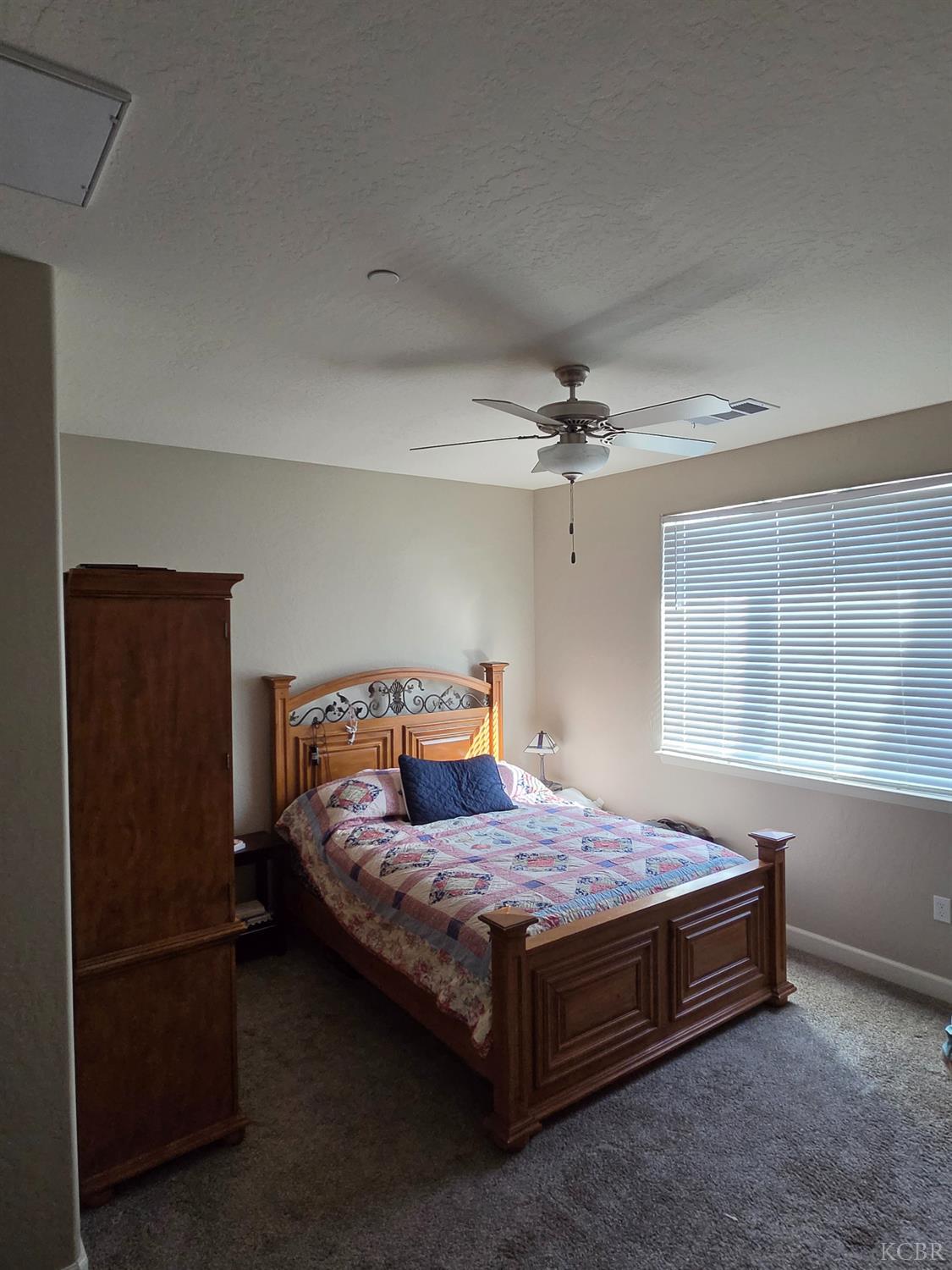 1317 W Kenny Thompson, Hanford, CA 93230