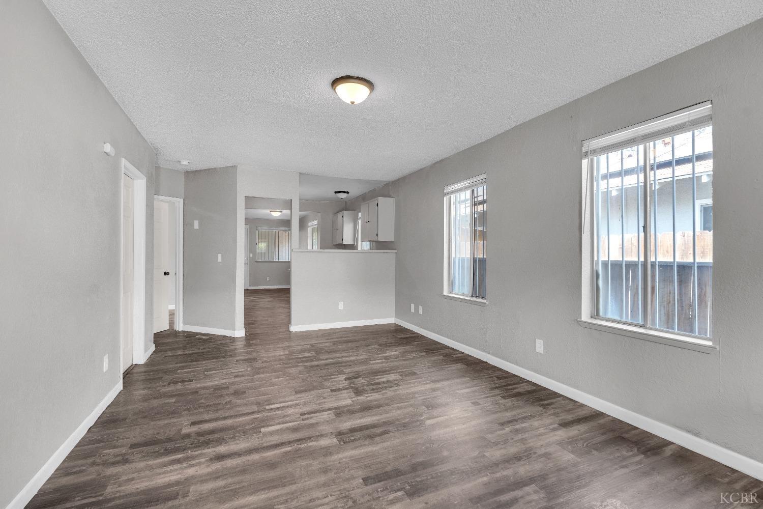 3137 Townsend Ave, Fresno, CA 93702