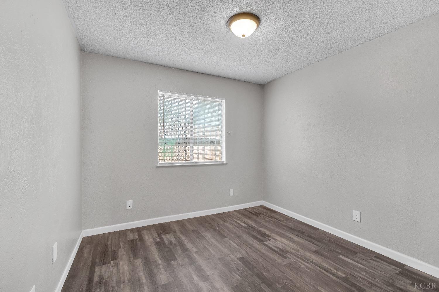 3137 Townsend Ave, Fresno, CA 93702